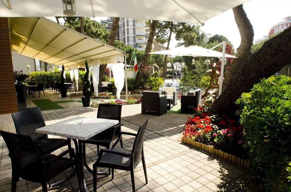 Hotel Olympic Milano Marittima Exterior photo