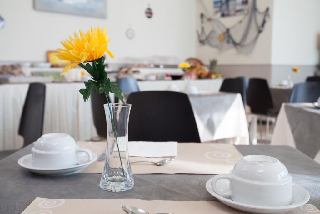 Hotel Olympic Milano Marittima Exterior photo