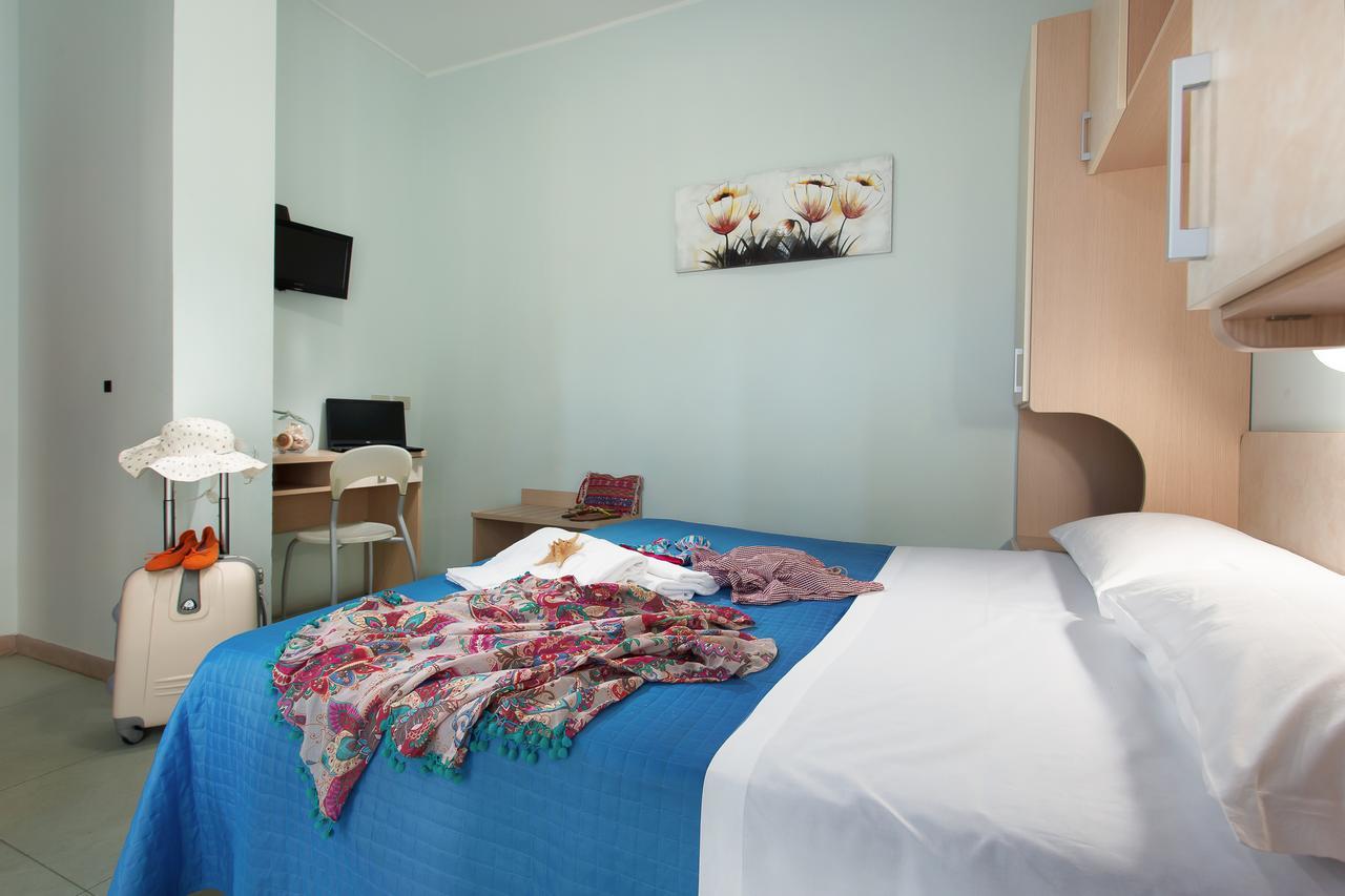 Hotel Olympic Milano Marittima Exterior photo